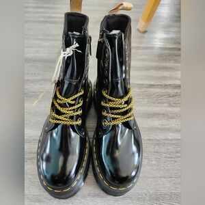 NWT Dr. Martens Vegan Jadon Max Platform Boots Small Scuff